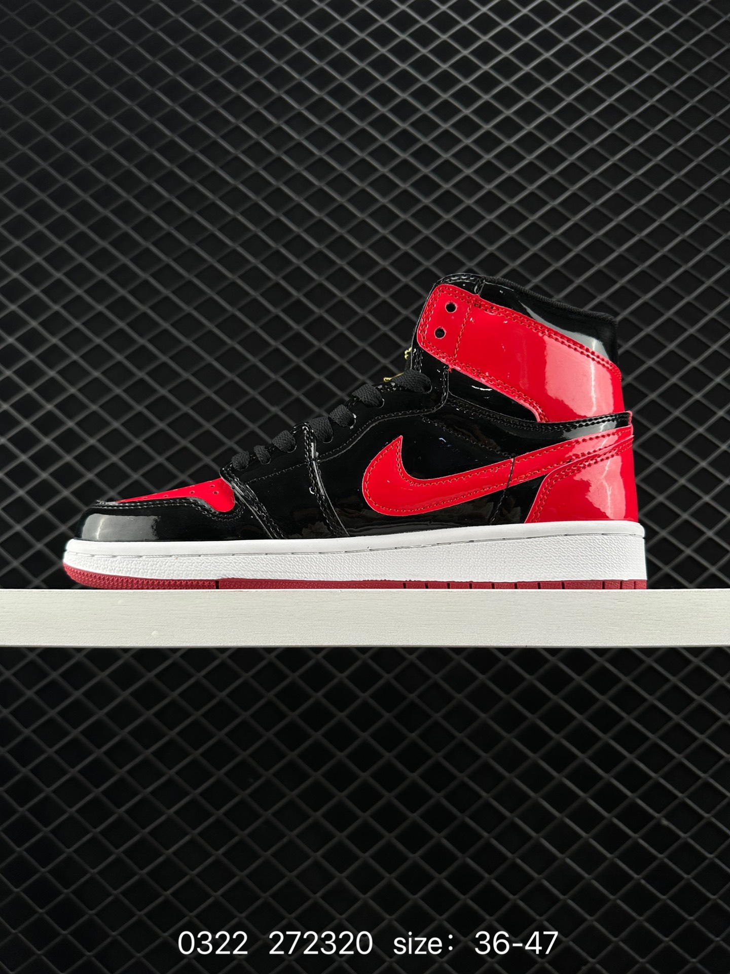 Nike Air Jordan 1 Retro High OG”Black/White“